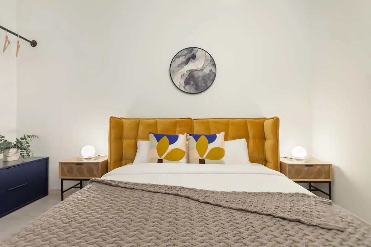 شقة Sagrada Familia Cozy 3 Bedroom With Balcony برشلونة